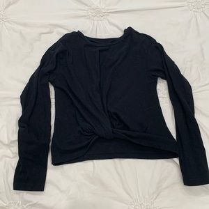 Nordstroms girls black king sleeve shirt with knot